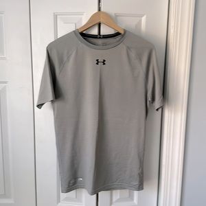 Under Armour Men’s Compression Shirt. Size XL.